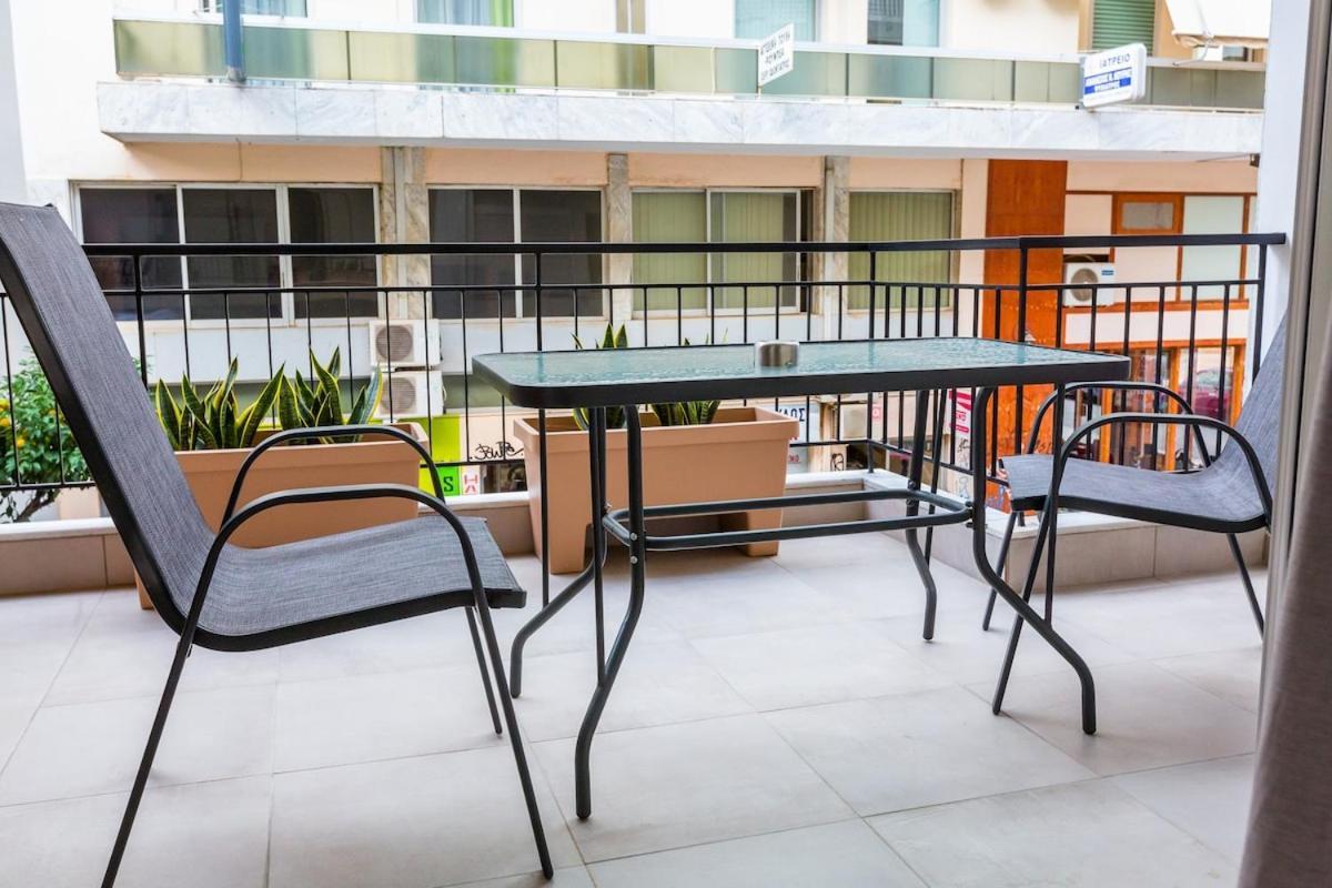 Cloud 4 Apartment Каламата Экстерьер фото